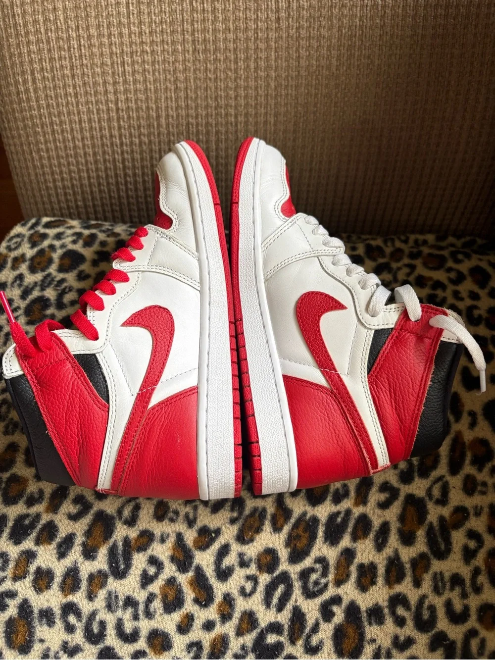 Air Jordan 1 Retro High OG Heritage Red White 555088-161 Size 7 Men's